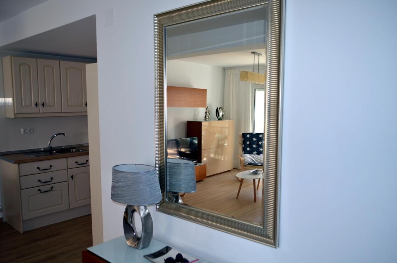 פואנגירולה Apartamento Cervantes מראה חיצוני תמונה